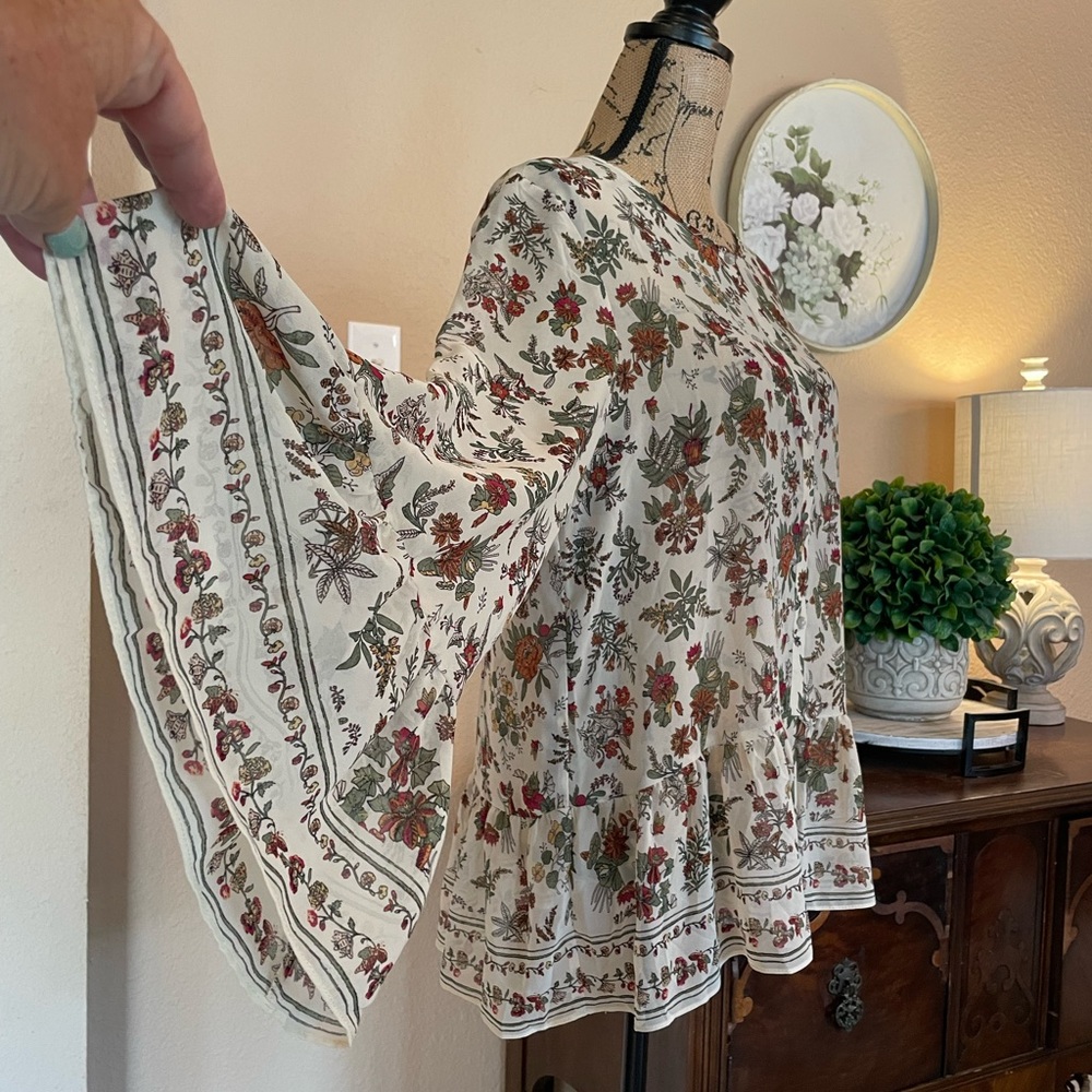 Max Studio Sheer Floral Tiered Ruffle Hem Blouse Sz Large - Picture 7 of 14